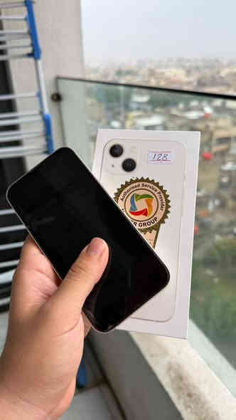 السلام عليكم 
ايفون 13 عادي للبيع فقط 
ذاكرة 128 
ضمان ماستر 
الجهاز ليبل واحد ممفتوح وجدا نضيف وغراضه كامله 
بطارية 81
العنوان بغداد البلديات 
***********
