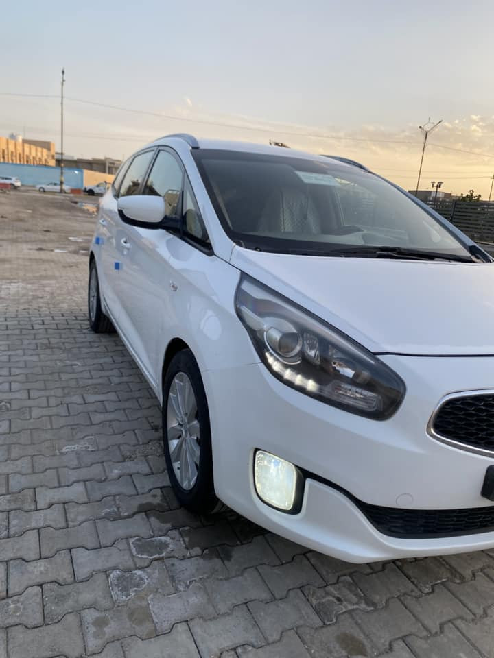 للبيع كيا كارنزا 2014 خليجي 
سياره كفاله عامه ضربه تبديل صبغ فتح جديده سياره 
مكينه كير حداديه تخم تاير تبريد كله شرط  
سياره جاهزه من كلشي تبريد قطعتين حساس امامي خلفي ويل كب تحكم شاشه 7راكب رقم بغداد مشروع وطني بسمنا 
السعر 134 وبي مجال 
***********
مكان السياره السماوه
