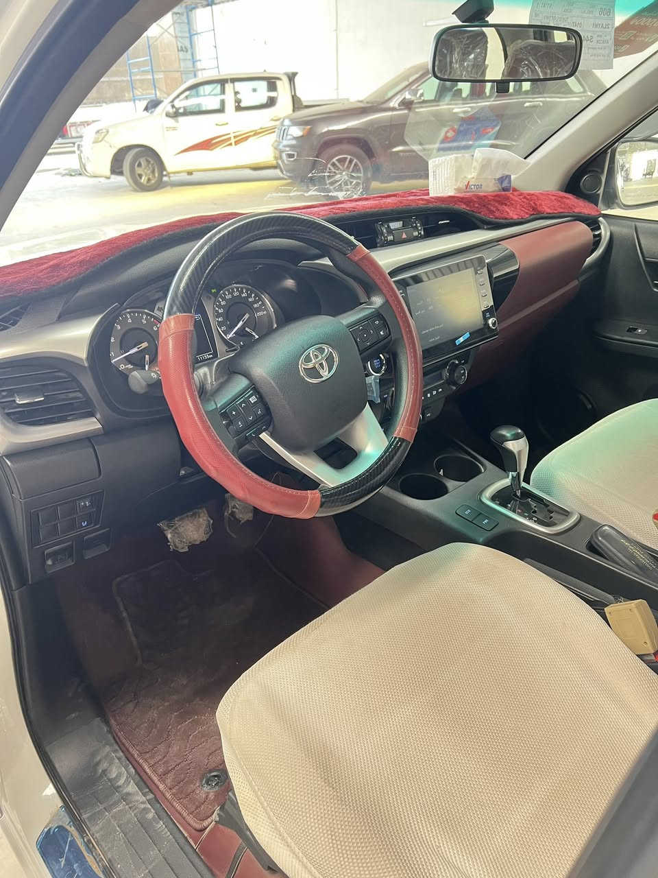 السلام عليكم للبيع بيكم هايلوكس ساز موديل 2025 السياره زيرووو كفاله عامه استخدام شخصي ماشيه 11الف السياره خير من الله بصمه كشنات تدفئه وتبريد مكفوله كفاله عامه السياره بعدها بل ضمان السياره مصار 4اشهر من نزلتها من الوكالة سعر السياره 305وبيها مجال للاستفسار الاتصال على الرقم
***********علي المعموري
عنوان السياره ديالى ناحيه جديده الشط شركه فاضل خيري معرض خيرات دجله
