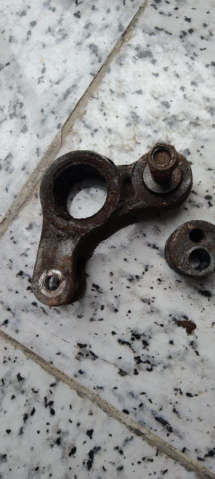 تايرات قفاز ياباني 
جوب إمامي خلفي 
ويل حجم 21 و18 17 
دشالي دسك بنز 
سيم ويل حجم 21 و18 17 
تانكيات 
المكان ميسان توصيل موجود جميع المحافظات 
*********** واتساب
