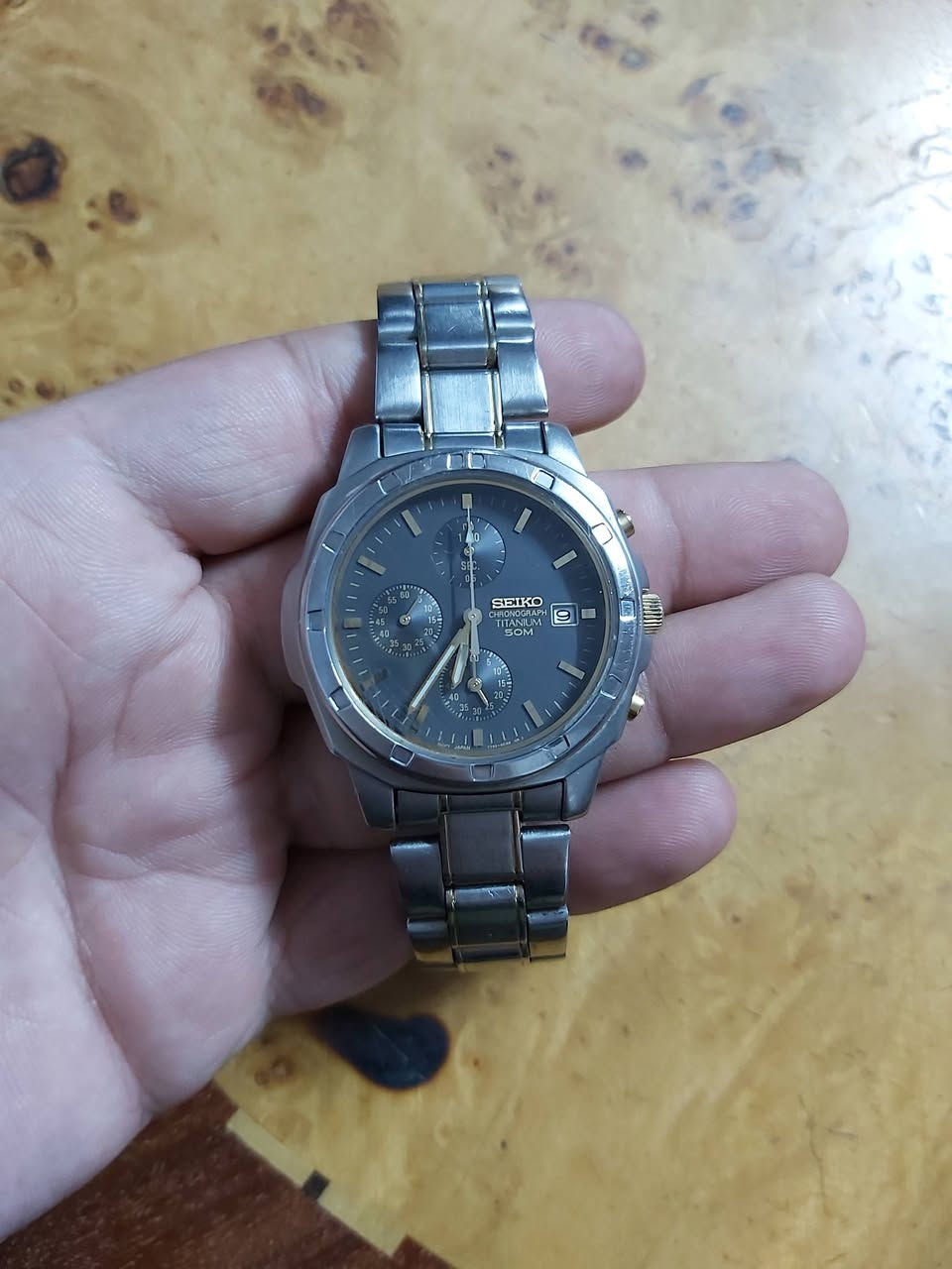 السلام عليكم
ساعه سايكو باله اصلي ياباني تيتانيوم نضافه تامه 
قطر الساعه 42 
 الكرونوغراف 
استوب وج 
منفذ للتاريخ 
سعر الساعه 75 ألف
يوجد توصيل


**إذا كنت صاحب هذا الإعلان وتريد حذفه لأي سبب، رجاءا أرسل رسالة إلى الدعم الفني**