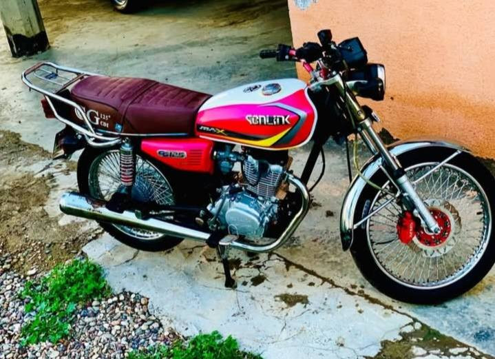 يا الله
سلام عليكم 
دراجه للبيع تايكر 2️⃣0️⃣2️⃣3️⃣🆕
دراجه كامله ما ناقصه شي ونصافه ١٠٠٪ 1️⃣محرك ما مفتوح شرط وعل فحص
2️⃣ كرهباءيات كل شقاله
 3️⃣لون مميز سكان رياضي 
4️⃣صالنصه جعره ام الصوت
📌مكان قرب مطار الصويره
 للستفسار الاتصال على الرقم 📞***********
