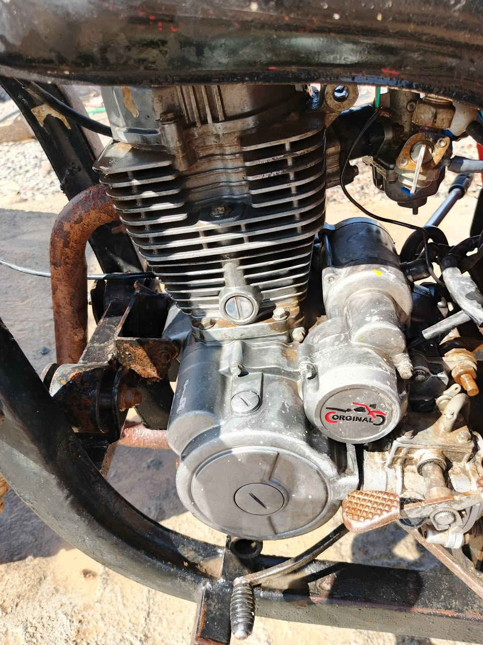 السلام عليكم ستوتة للبيع السعر 600 موديل 18  وبية مجال الرقم واتساب***********
