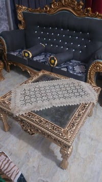 كنب ملكي • 10 مقاعد • قابل تفاوض