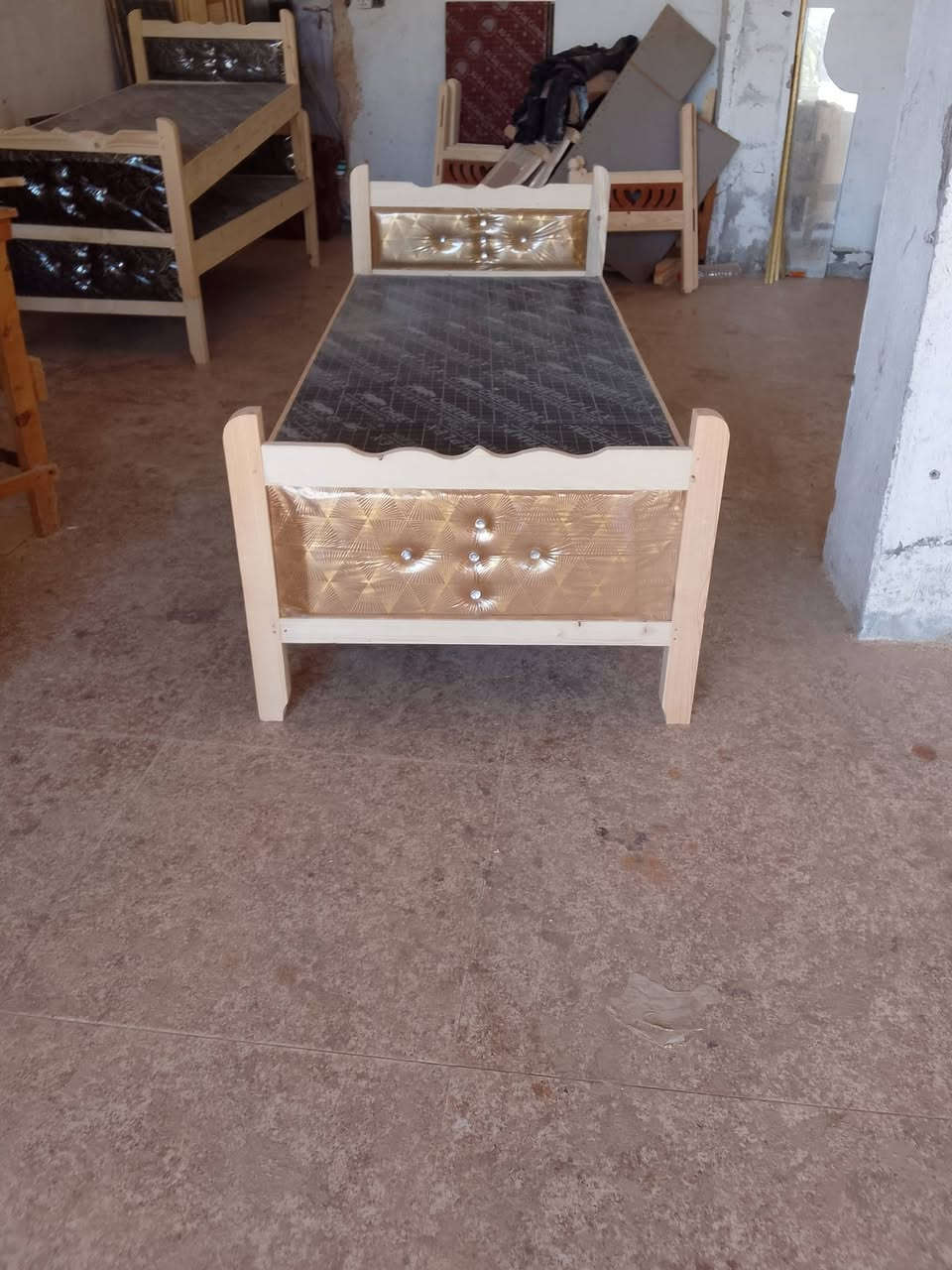 الخالص حي الجنود يوجد توصيل ***********
