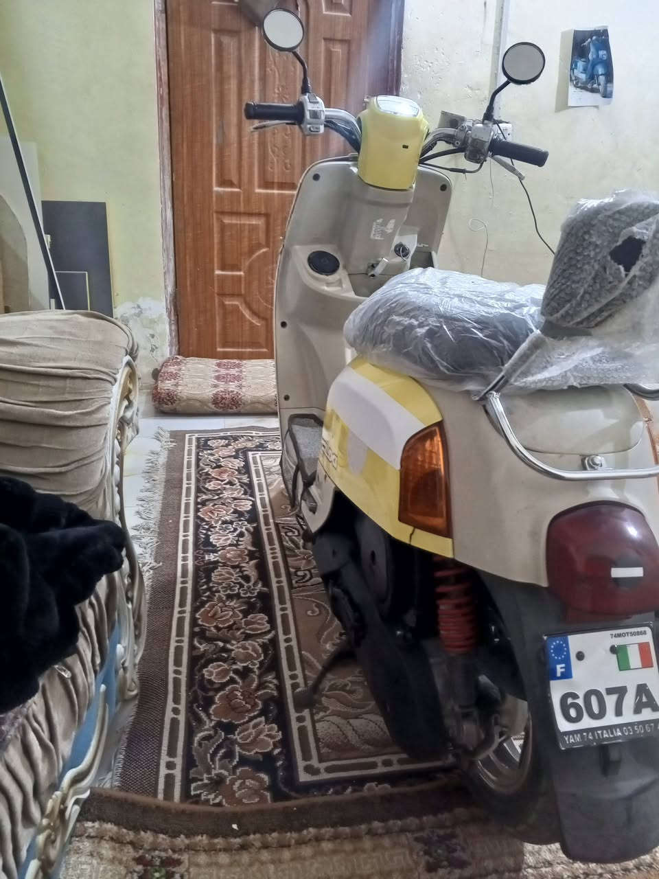 سلام عليكم بوليسي للبيع نضافه كدام عينك مكفوله كفاله شرط الفحص 49بلاد سلف هندر شاير  كلشي شغال على وضع البلاد ناصرية مركز سومر شراي تصل وتعرف السعر ***********
