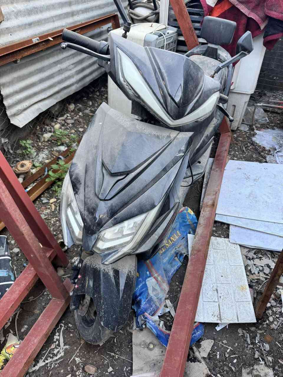 دراجه شحن للبيع سعره 300 وبيه مجال مكاني بغداد ***********
