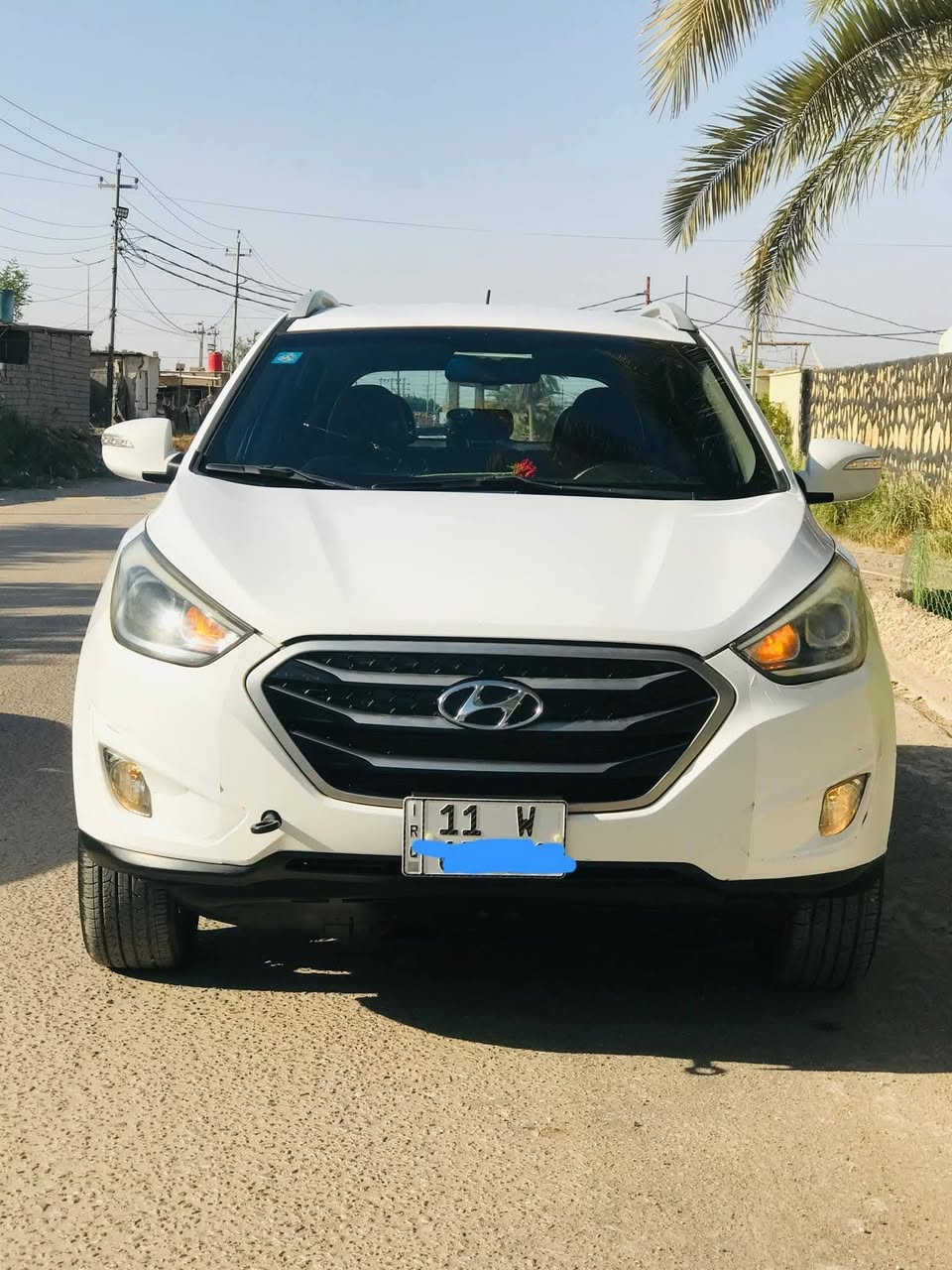 🚘 للبيع – هيونداي توسان 2015 | خليجي

📍 الموقع: بابل
📑 الرقم: بغداد
🔒 الحالة: مكفولة كفالة عامة من الصبغ (عدا بارد بسيط) – السيارة جاهزة تفحص بيدك ✅

---

✨ المواصفات:

تبريد قطعتين أمامي + خلفي ❄️

محرك 2000cc اقتصادي ومتين

تحكم ستيرن + كاميرا خلفية 📷

شاشة وسطية صغيرة

تخم تايرات جدد 🆕

---

💰 السعر: اتصل على الأرقام وبيك خير وادلل
📞 للتواصل:
***********
***********
