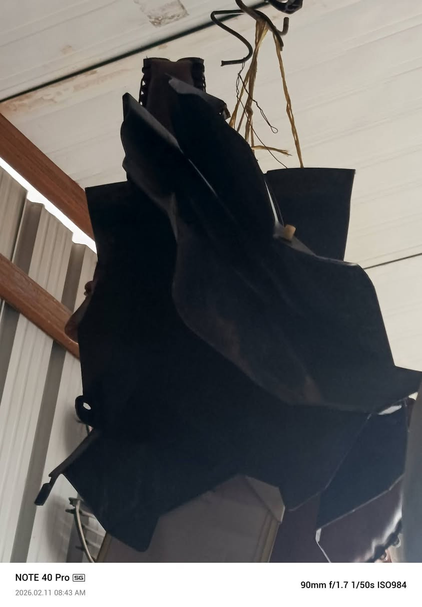 السلام عليكم طبرباز اوبترا اصلي خلفي
يده لايد اوبترا خلفي
***********
