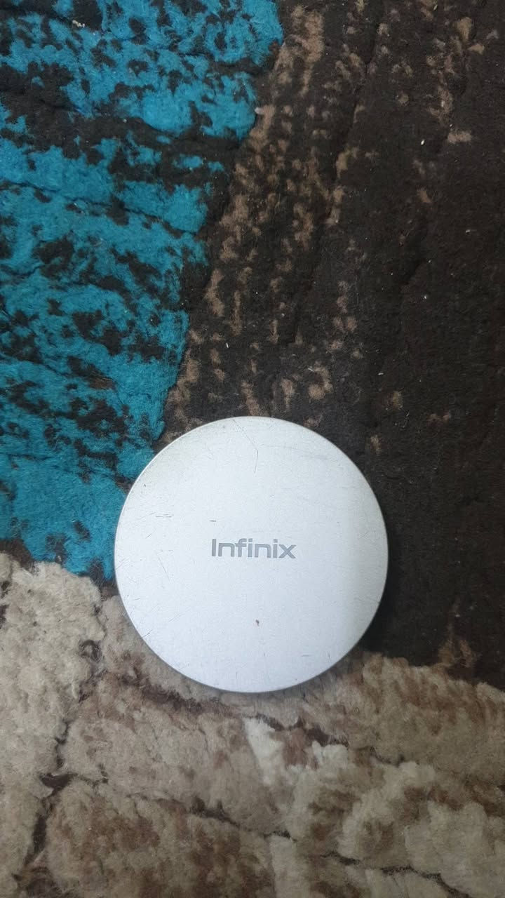 شاحنة واير لست موبايل انفنكس ويوجد خدمة توصيل اصلية رقم ***********
