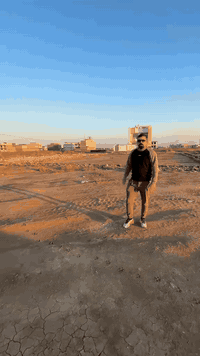 مكتب البارون
***********
