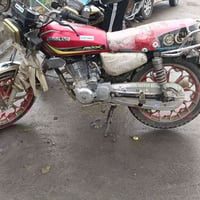 موطور خمسه گير للبيع موديل2024 ويرهم مراوس بموطور بربعه  گير حسب نضافه...