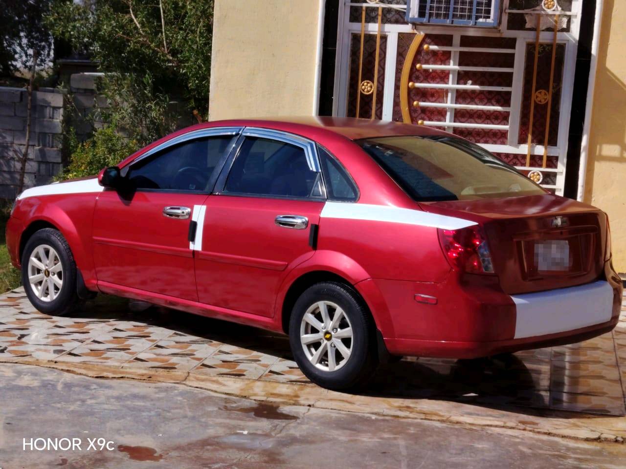 اوبترا فورنزا موديل 2006 
رقم بغداد  انكليزي جديد اوتماتيك سياره جاهزه واحد عل واحد 

مكينه 2000  كير اوتماتيك صدر كهربائيات  سياره شاشه كامره حساسات تخم تاير جديد ويل  عليها ادامه كامله جاهزه سنتر ريمونت تحكم تبريد منضومه كامله جديده شرط ثلج تخم تاير جديد حداديه امامي وخلفي جديده نعومته فول مابيه كل نقص 

مكفوله من ضربه و مصبوغه جماليه لنه سياره لونه احمر جارده 
مكاني قضاء الصويره 

للاستفسار *********** *********** واتساب 

السعر: 63 ورقه جوه سوك ماكو هيج نضافه هيج سعر