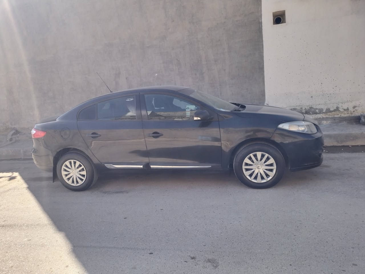 مكاني فلوجة..رينو فلاونس موديل 2012 رقم بغداد هزة جديدة سنوية بأسمي
كير AT ميكانيكي جيد
محرك 1600 جيد
تبريد شغال جيد
صدر جيد
مشط ستيرن جيد
تخم تايرات جيد
كهربائيات وباتري جيد
لايت زنون وريمونت جيد
شاشة اندرويد وكامرا جيد
سيارة ماعايزها ايشي
السعر 67 او المراوس حسب القناعة
هاي كل التفاصيل واسف عالاطالة.


**إذا كنت صاحب هذا الإعلان وتريد حذفه لأي سبب، رجاءا أرسل رسالة إلى الدعم الفني**