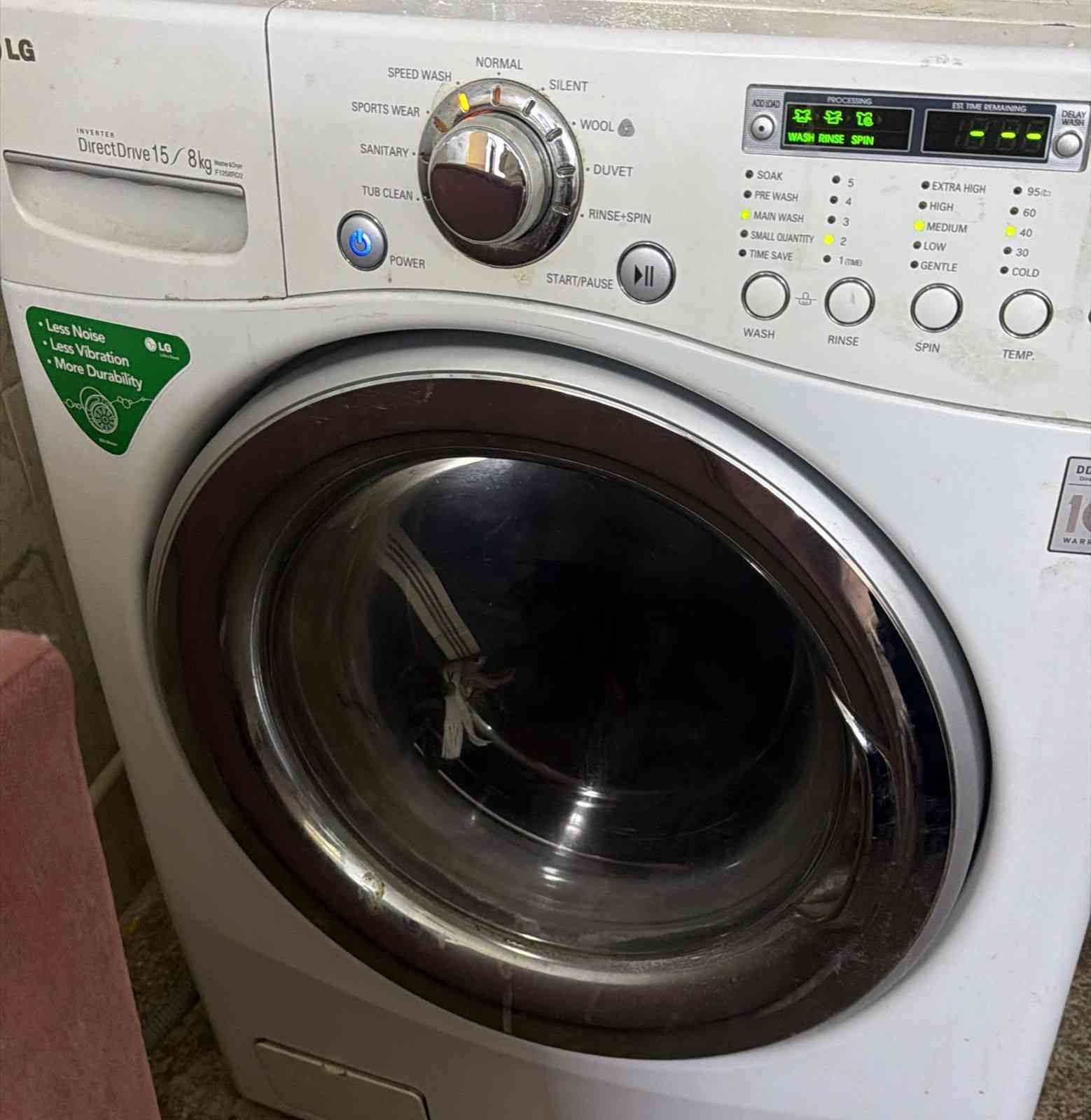 السلام عليكم 
غساله جديده استخدام  قليل  فول اوتوماتيك 
تغسل وتشطف  وتنشف وتكوي 
دكمها كلها لمس  نظام لوندري 
وهيه تحمي المي مكانها الحريه سعرها ٣٥٠ وبيها مجال للشراي


**إذا كنت صاحب هذا الإعلان وتريد حذفه لأي سبب، رجاءا أرسل رسالة إلى الدعم الفني**