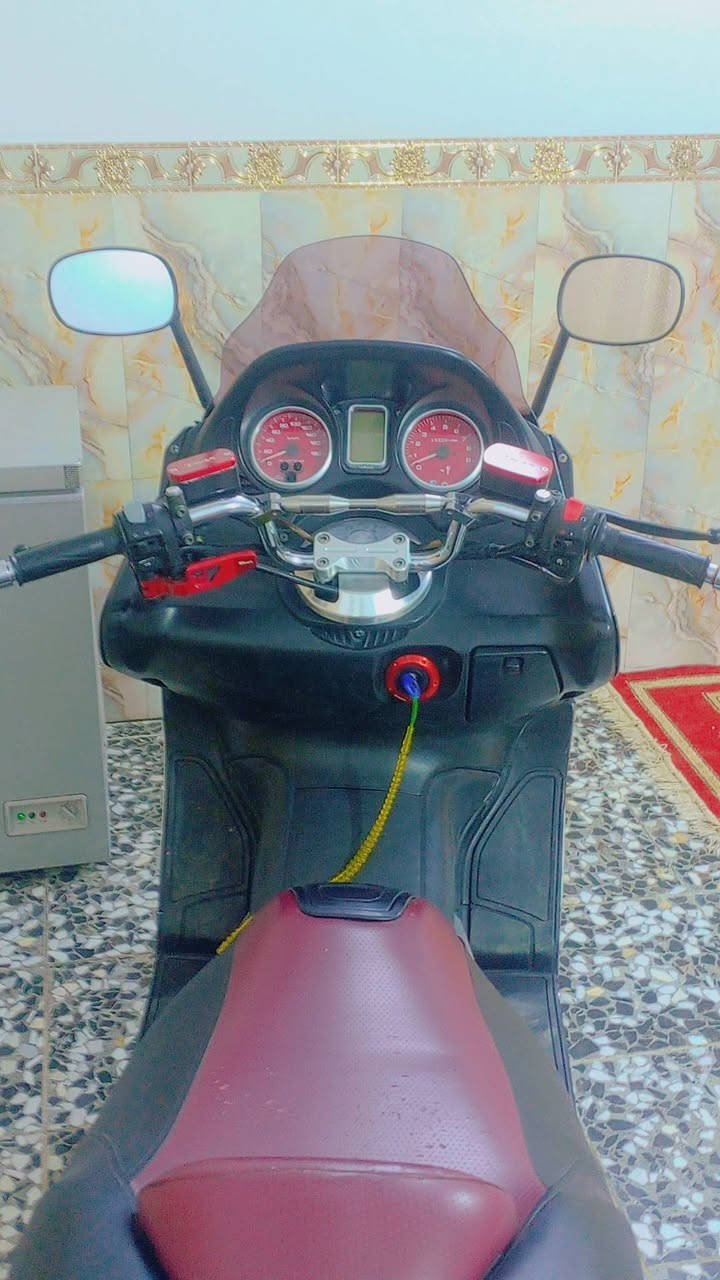 T-Max 500/2008
كفاله عامه  يعني كفاله من الزلغ 
ليدور نطايح هاي ما تفيدك لا تتصل احسلك 
عنوان  بغداد  ما متواجد عل فيس 
  
***********

