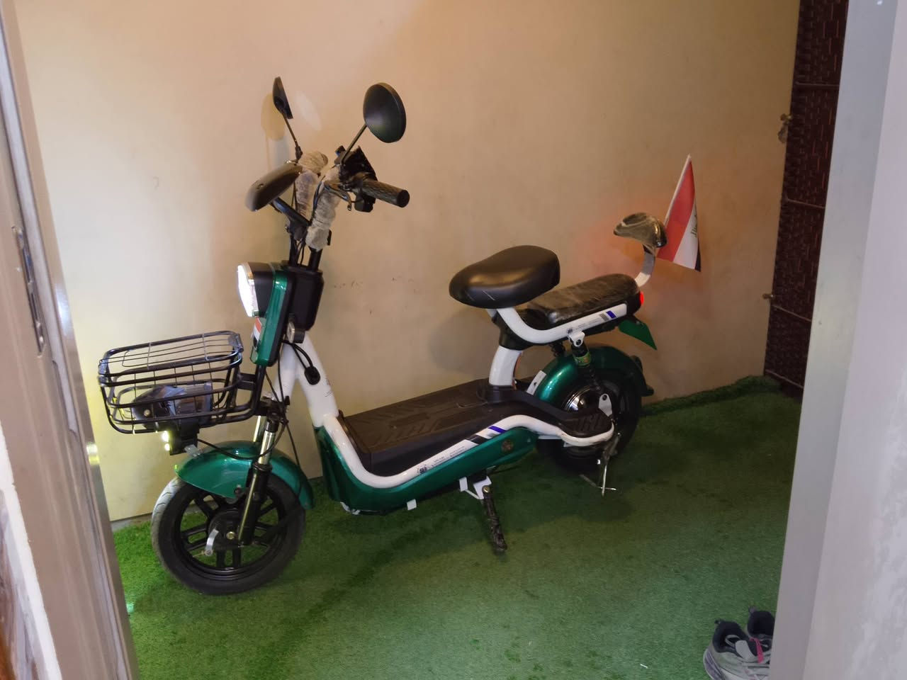 السلام عليكم دراجة 14سبيد 2025استخدام شهرين جديدة للبيع السعر250الف الاتصال على الرقم ***********
