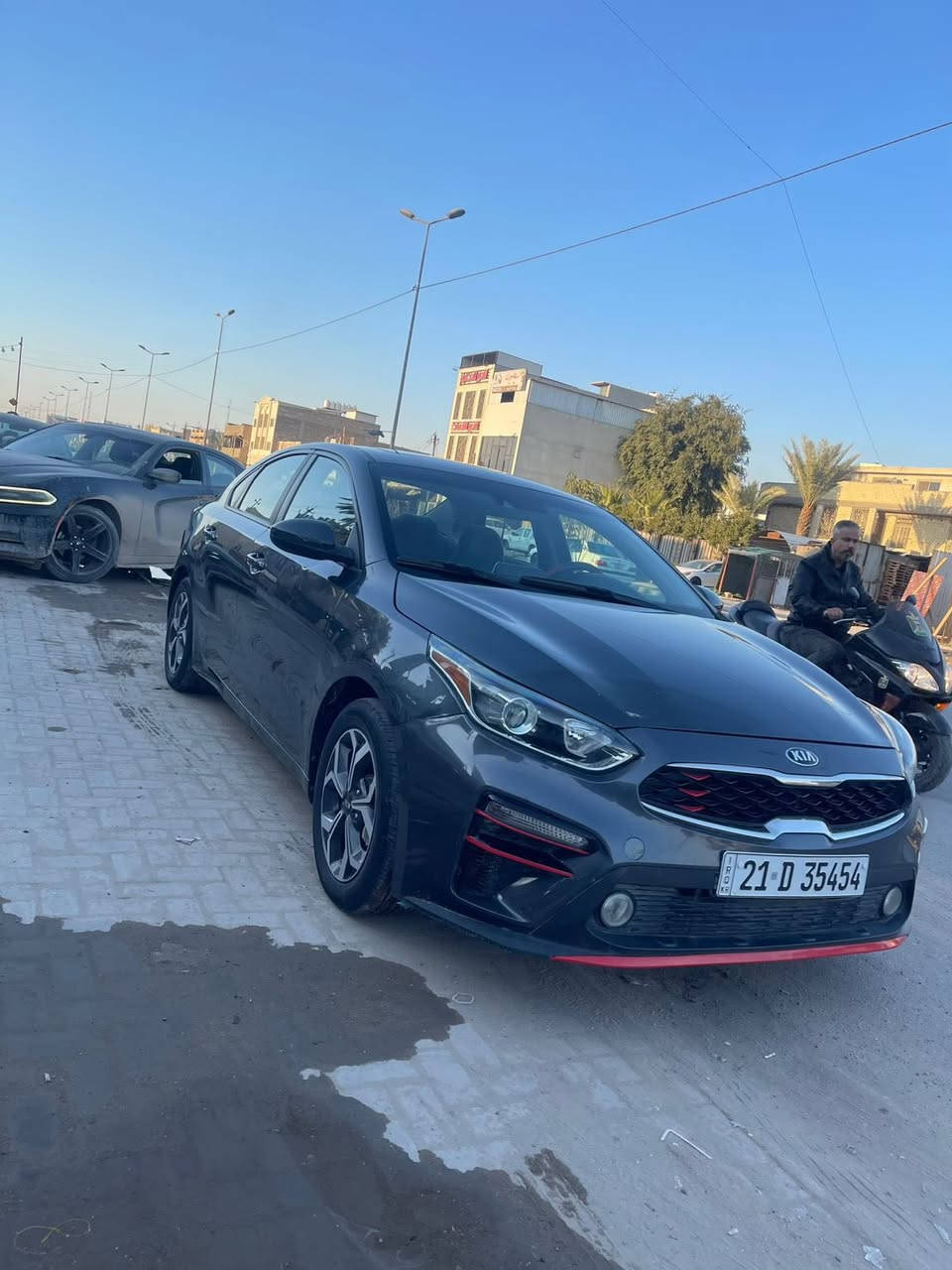 ً
السلام عليكم 

كيا فورتي ٢٠١٩ وارد امريكي حادثها جدا بسيط وبدون ايرباك فقط شبر بخشم البنيد مصلحها على كدها وموضحها يمك بلمنشور فقط شبر بلبنيد السياره رقم سليمانيه رقم وهزه وسنويه قبل شهر بسمي تحويل ثاني يوم وعندي طخه بلدعاميه الخلفيه البارحه طخني على وضعها السياره S فتحه رادار لد خلفي السياره ماشيه 86 وجديد وعلى وضع الشركه وماناقصها شي نضيفه كلش #السعر130العنوان النجف الكوفه 

***********
