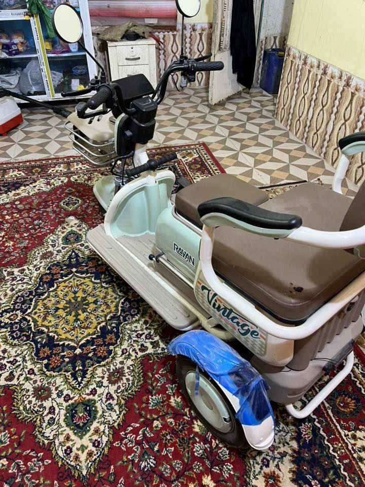 سلام عليكم دراجه شحن مال معوقين بعدهي جديد للبيع شراي يتصل***********
