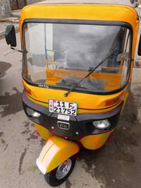 تكتك 19 شهر 10 رقم وسنويه جاهزه عله اخر حبايه  سعر 6500 وبيه مجال مكان...