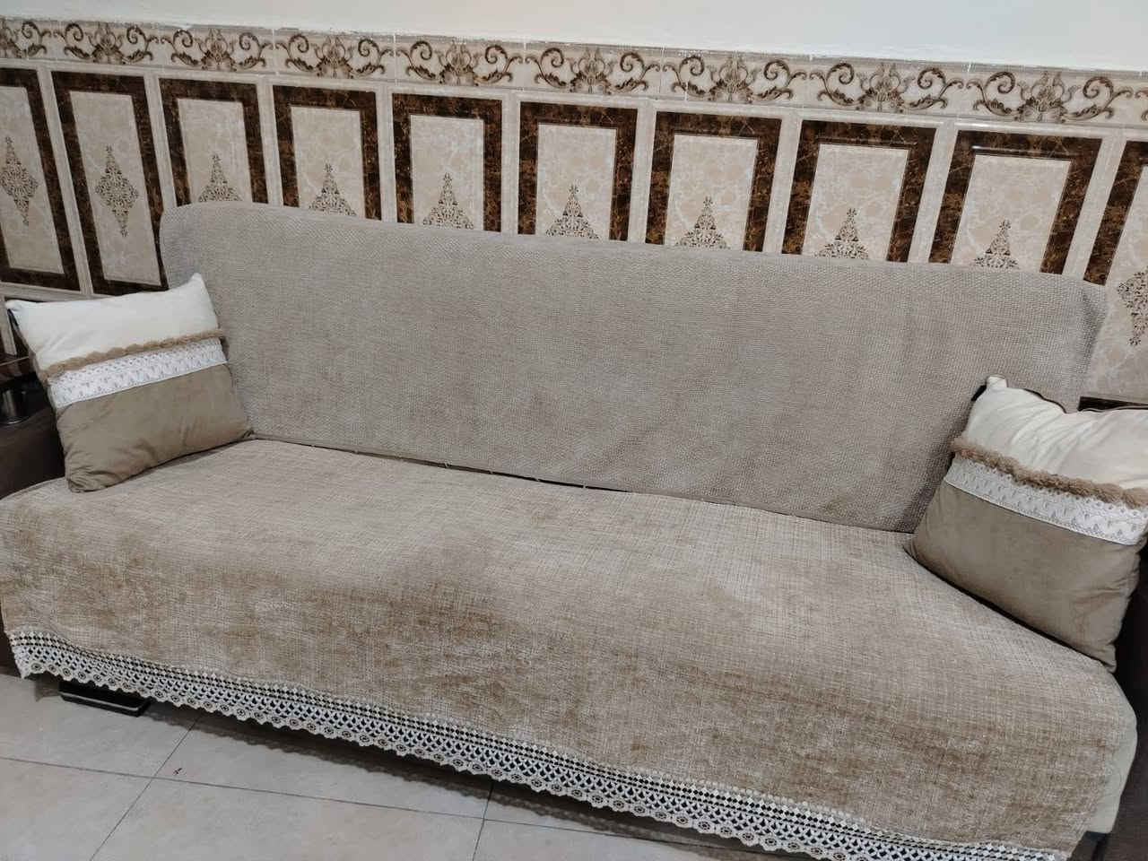 سلام عليكم 
اخواني واخواتي عدنه هذا التخم سريري متكون من 5قطع
اريده ب500 وبي مجال واني ماخذته ب 900العنوان حله نادر الثالثه مقابل محطة العرفان  الاستفسار ع هذا الرقم
***********
