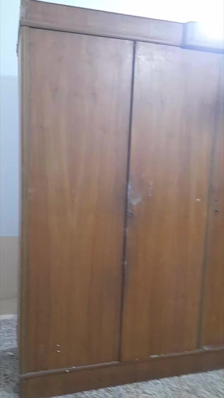 تابع المجهز لبيع وشراء الأثاث والاجهزه كهربائيه المنزليه جديد ومستعمل وباله العنوان نجف حي عدن مقابل الطحان ***********ضرغام تابع تكتك وفيس يوجد خدمة توصيل طلبات بالكروه داخل النجف ملاحظه افتح العصر بسوك الوفاء شارع الصب بالخدمي المطار
