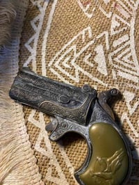 مسدس بارود • نسخة ديكورية • قديم