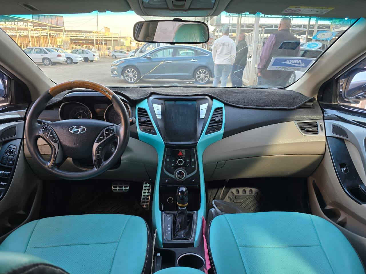 السلام عليكم النترا خليجي 
موديل 2014
تبريد قطعتين 
فحته 
السونار بل منشور شوف كل التفاصيل وخابرني 
يرهم مراوس حسب القناعه 
السعر 112
***********
