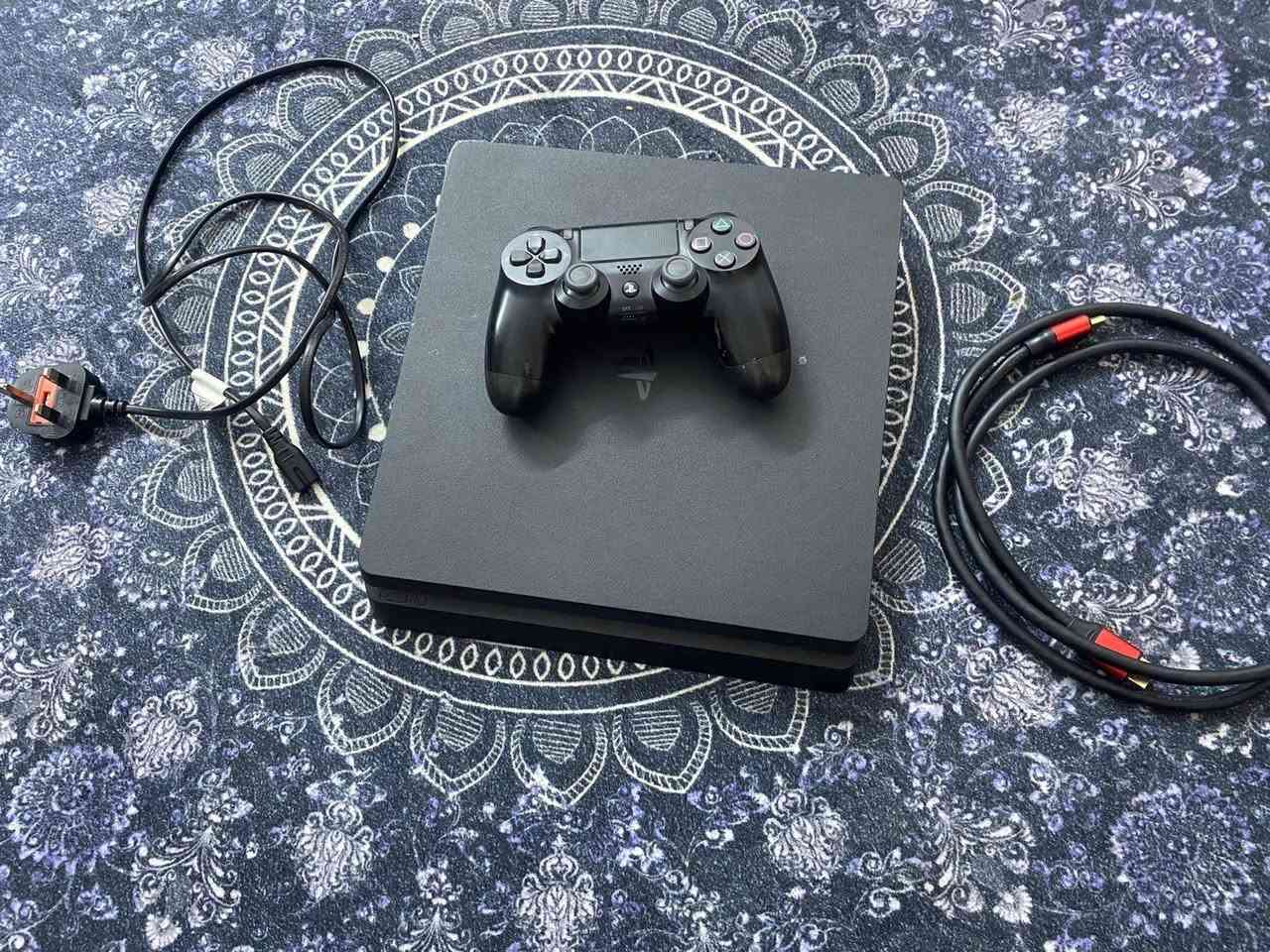 بلي ٤ سلم
مع قرص gta  وجوستك اصليه مكاني بغداد السعر ٢٥٠ وبي مجال


**إذا كنت صاحب هذا الإعلان وتريد حذفه لأي سبب، رجاءا أرسل رسالة إلى الدعم الفني**