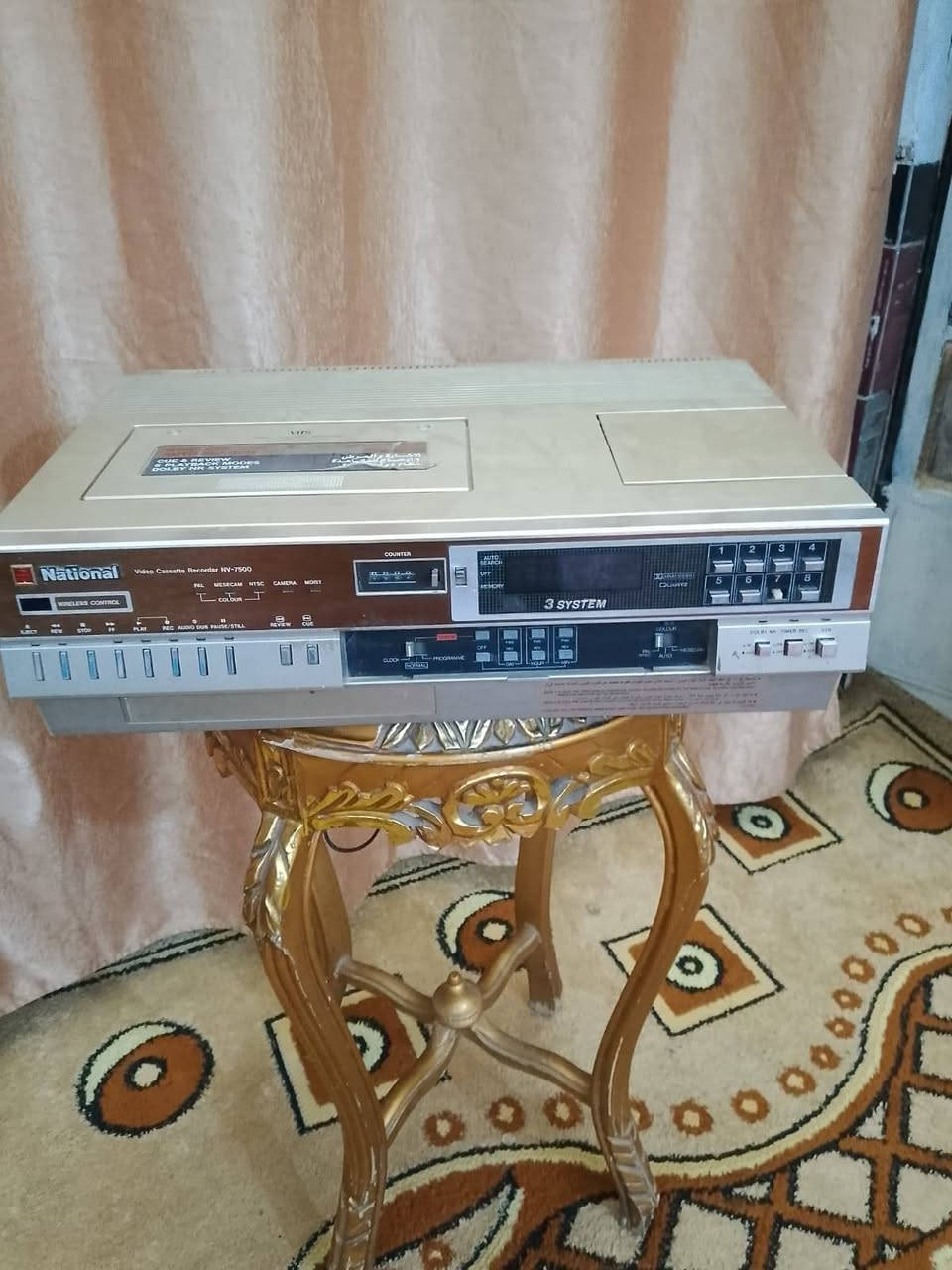 فديو نشنل
لا يوجد توصيل 
نظافه ٨٠ /100
السعر ١٠٠ الف عنواني بغداد حي اور رقمي وتساب ***********
