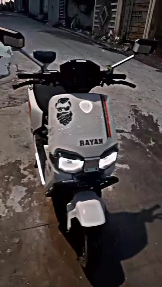 دراجه ريان وحش
موديل 2026
الدراجه زيرو استخدام شهر
دراجه كله شغاله
مامشيه هواي زيرو
لمو شراي لا يدخل خاص يرحم والديكم
مكاني موصل
سعر 950 وبي مجال حك جيتك
*********** والخاص مفتوح
