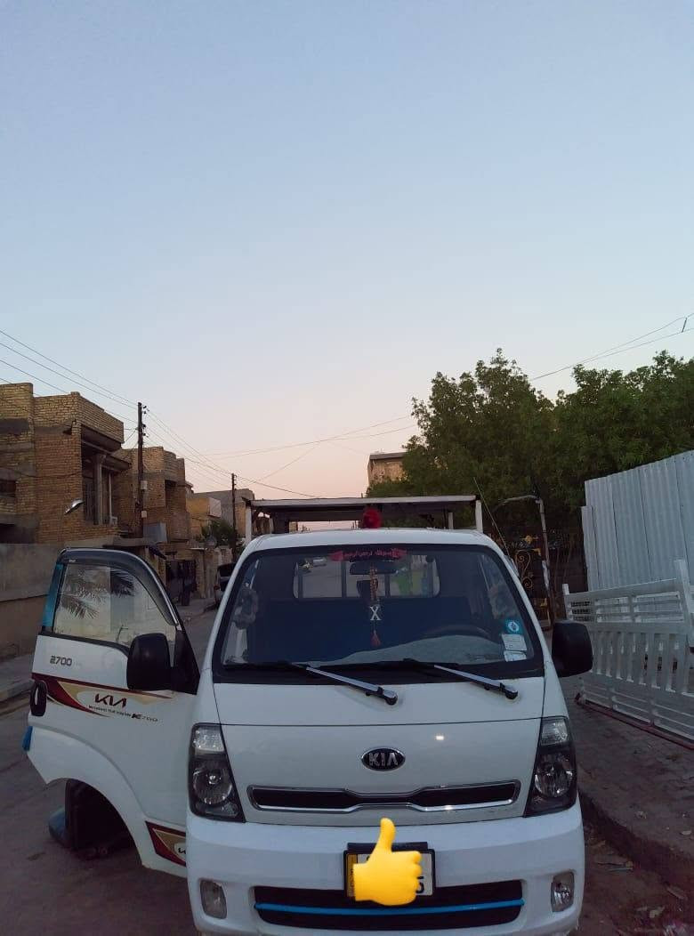 السلام عليكم كيه حمل البيع موديل ٢٠١٥ السيار خير من الله كير اكسن مكينه خير من الله كله شغل كهربائية كله شغل تدفئة تبريد ثلج رقم نكليزي وبسمنه السياره السعر ١٠٨ وبيه مجال الطبين رقم صاحب السياره ***********

