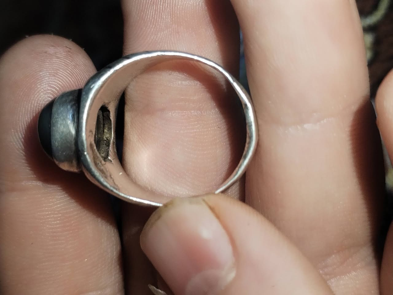 سليماني قديم. قياس 22 يوجد توصيل.


**إذا كنت صاحب هذا الإعلان وتريد حذفه لأي سبب، رجاءا أرسل رسالة إلى الدعم الفني**