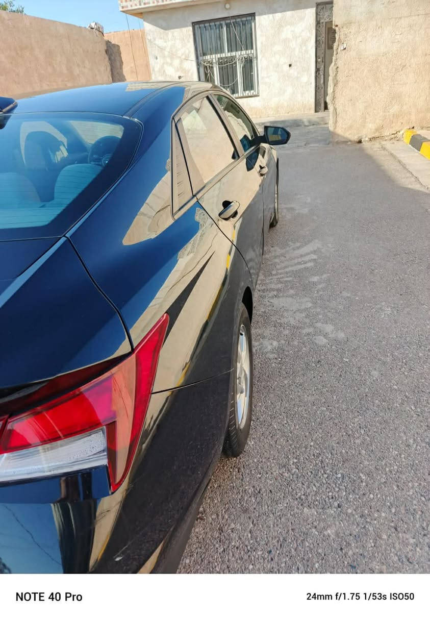 للبيع هونداي النترا 2021 وارد امريكي لون اسود رقم بغداد سنوية جديدة لغاية 2027 شرط التحويل والغرامات… سيارة خير من الله حلوه واحلى من الصور سيارة جاهزة مجهزة بدون كل عيب ماتحتاج اي مصرف شغل وتوكل على الله وين ما تحب روح بيها …
مواصفاتها معروفه مايحتاج اذكرها …
محرك2000 دوش مامافتوح بدون كل عيب .. كير مامفتوح شرط 
صدر جديد على وضع الشركه شرط .. 
تبريد ثلج تدفئه نار.. 
ضرر السياره جاملغ امامي وحوض السيارة بدون قطرة داخل وين مايعجبك افحصها والباقي مكفول شرط ..
السعر 137 وبيها مجال للشراي
مكاني صلاح الدين تكريت 
للاستفسار رقم الهاتف ***********
