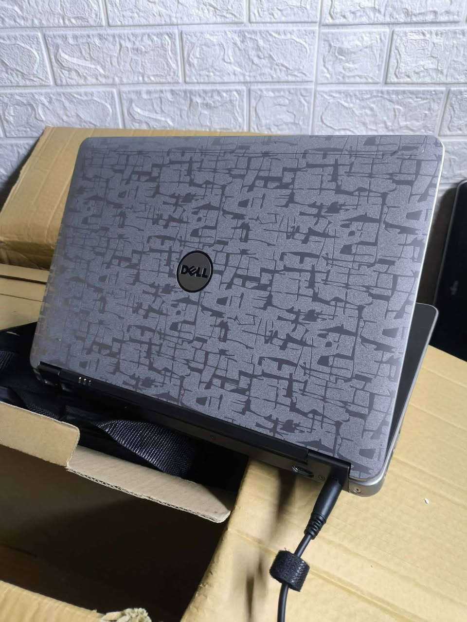 dell 5440
i3 4th 4/160
14.1 انج
نظافة فوب باتري ممتاز
السعر 140 الف مع التوصيل والملحقات 
طبعا بكل جهاز ضمان شهر


**إذا كنت صاحب هذا الإعلان وتريد حذفه لأي سبب، رجاءا أرسل رسالة إلى الدعم الفني**