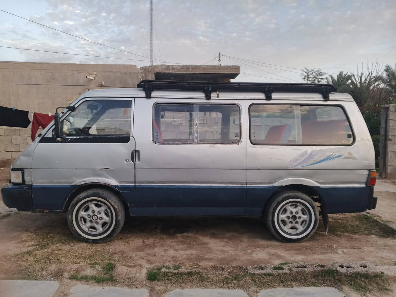 كيا بستا للبيع عنوان بغداد تاجي سعر 45 كير محرك جدد مصفره من كلشي ‏‪***********‬‏
