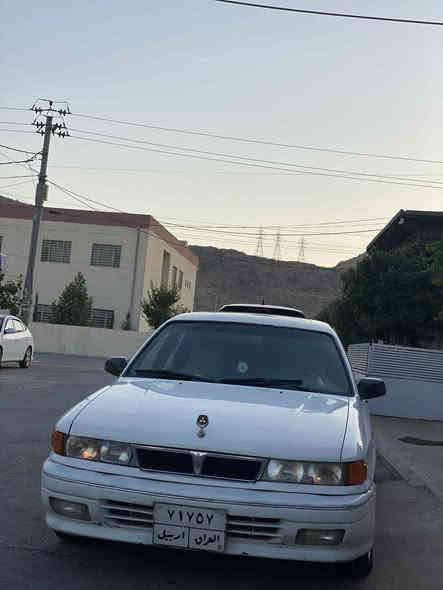 گڵاند مۆدێل 89  مواسەفات تەبرید  .سلاید . جام کارەبایی قفڵ مەرکەز  .لەسەر دەقی شەریکە هیچ سبوغی نیە بەڵام جەمپێکی خەفیفی هەیە لە ڕیباتی پێش ڕادێتەی بۆنیتی بەحەستەم گرتیە .نمونەیە لە جوانی ماڵی دەستە سعری 45محامەلە***********
