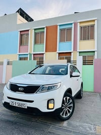 سورنتو ٢٠١٥ • ٦ سلندر • ٧ ركاب