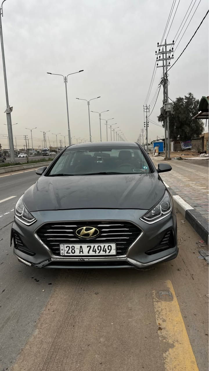 🔲سوناتا وارد أمريكي gdi
🔲موديل 2019
🔲ضرر امريكي حادث سطحي بنيد ودعامية فقط 
🔲موصفاتsel
🔲بيها تبديل جاملغ امامي جهت سائق
🔲بيه شخوط بجانب حسب ما موثق بصورة 
🔲 دعامية بيه كسر زغير 
🔲ماشية 150الف ميل
🔲مكينة في حالة جيدة
🔲كير في حالة جيدة
🔲تبريد منضومة كاملة وجاهزة
🔲رقم جديد مع سنوية وهزة صار شهرين من كملتهن 
🔲سيارة باسمي مداور ثاني يوم
🔲سعر 120وبيها مجال
🔲***********
🔲مكاني النجف الأشرف 
وتعجبة سيارة يجي يكلب ويشوف ومايكون خاطرة الة طيب النجف, العراق
