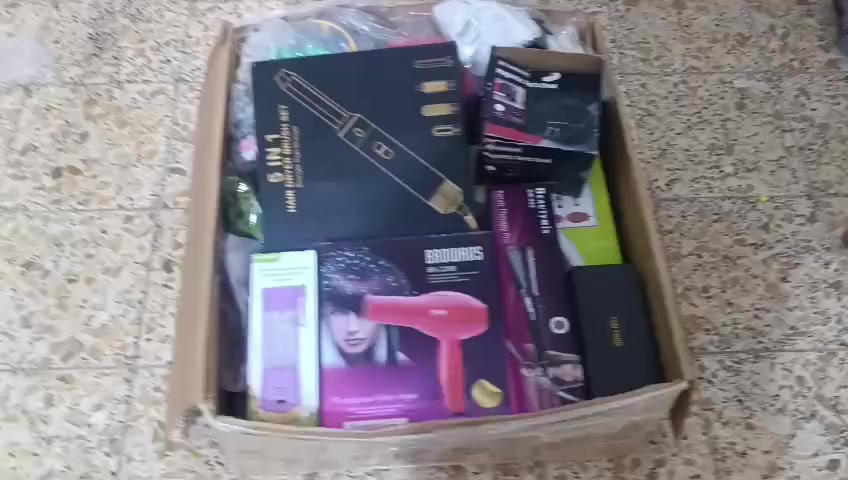 متوفر اخر كرتون امزون dhl
 وزن  من ١٣ ل ١٥ كيلو اجهزة ومكس واجهزة منزلي 
والكتروني شرط اذا جهاز واحد مايشتغل يرجع الطلب 
سعر ٨٠ شامل التوصيل  عندي تصفيه شاهد الله  لان اخر كرتون بقه  ب ٨٠.ابيع على  ١٦٠


**إذا كنت صاحب هذا الإعلان وتريد حذفه لأي سبب، رجاءا أرسل رسالة إلى الدعم الفني**