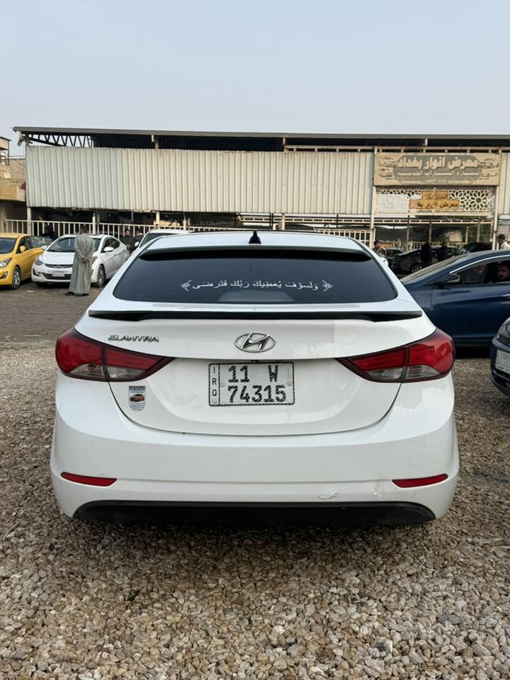 السلام عليكم النتره وارد خليجي موديل ٢٠١٥ محرك ١٨٠٠ رقم بغداد دولي
مكفوله من الضربه والصبغ كفاله عامه فقط الدوس مصبوغه اثر شخوط بدون معجون 
محرك وكير وصدر جديد تخم تاير جديد تبريد تتدفئه شغال 
سياره جديده مال بيت استخدام شخصي،
فول موصفات 
مكاني بابل 
السعر ١٢٨ 
***********
