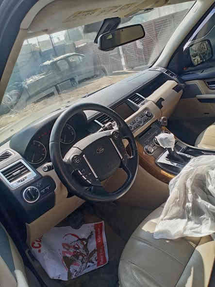 السلام عليكم يتوفر ادوات رانج روفر موديل 2008 /2012 سوبر/عادي
العنوان السليمانية المنطقة الصناعية خلف كراج بغداد القديم لأي استفسار يرجى الاتصال على الأرقام التالية
 ***********
***********
