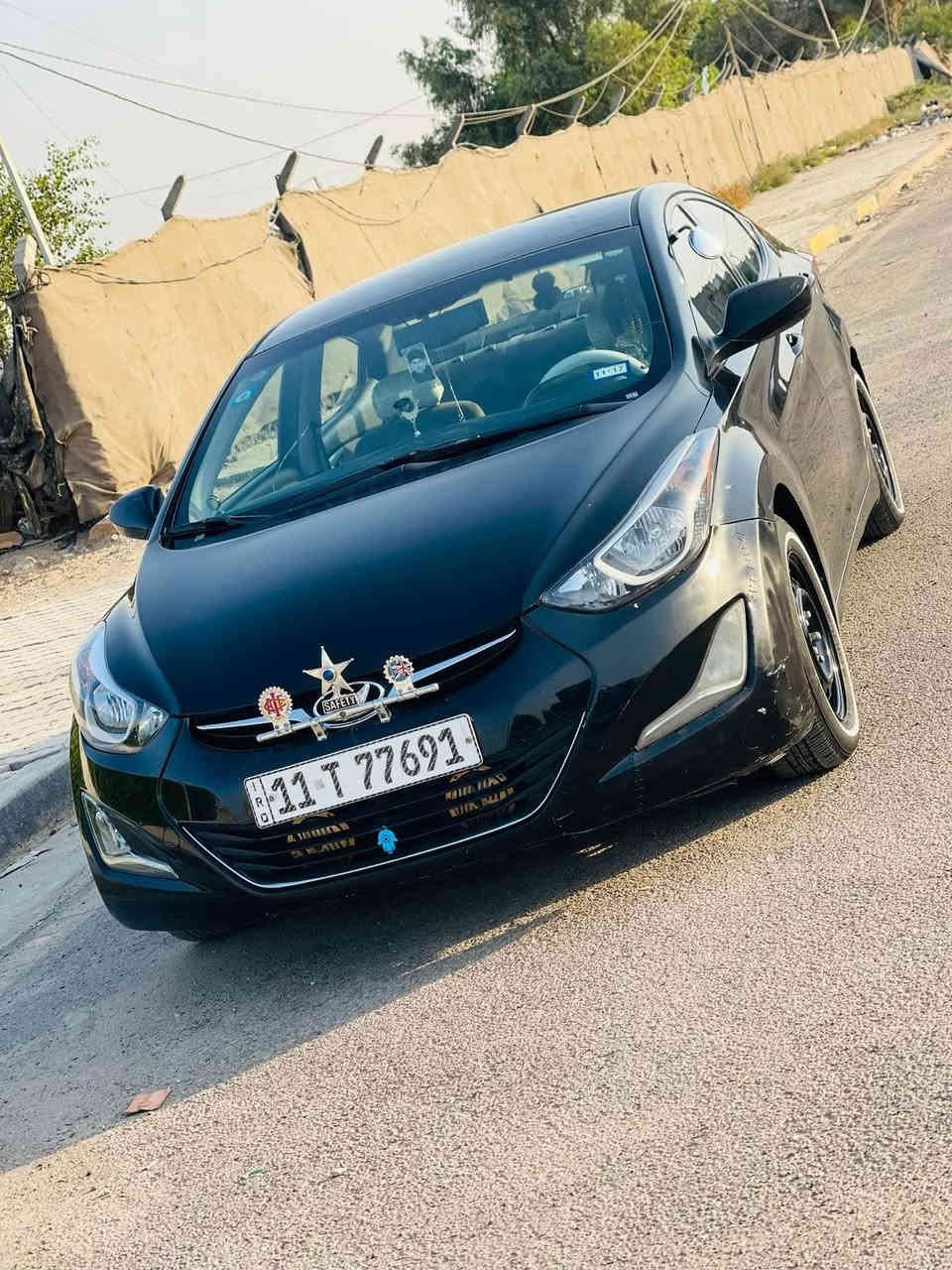 الانترا ٢٠١٦ أمريكي سياره جاهزه من كلشي تخم تاير صدر مكينه كير تبريد تدفئه هزه جديده صار شهر سعر ١١٥ غير متواجد ع فيس ***********
