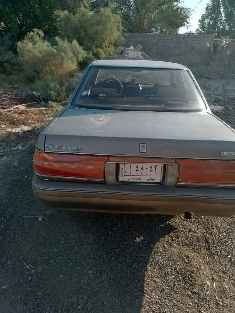 السلام عليكم كراون 91
بدون ضربه ولا صبغ محرك 3000جديد 
33
***********
مكان السياره بغداد حي اور 
و ديالى شهربان
علما ان السياره شادلها دشبول مازدا الحديث بس بعدها مكامله 
والتبريد نقص كمبريسر
