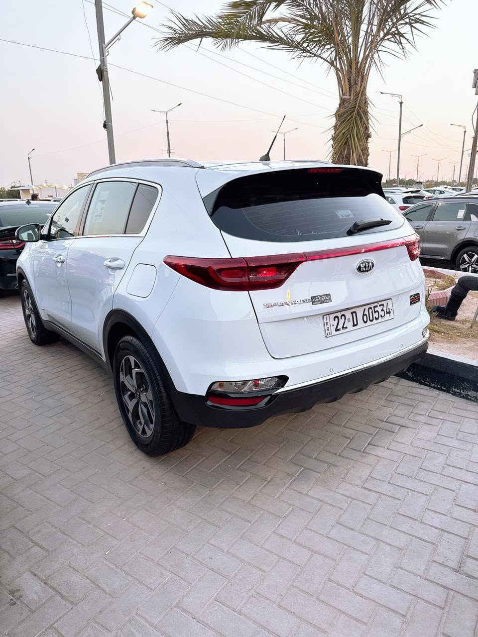 كيا سبورتج 2019
خليجي كفاله عامه 
جديده سياره ماشيه 80 
سياره ما ناقصه اي شي بس سايق 
175وبيه لطيبين للستفسار اتصل***********
مكاني بصره قبله
