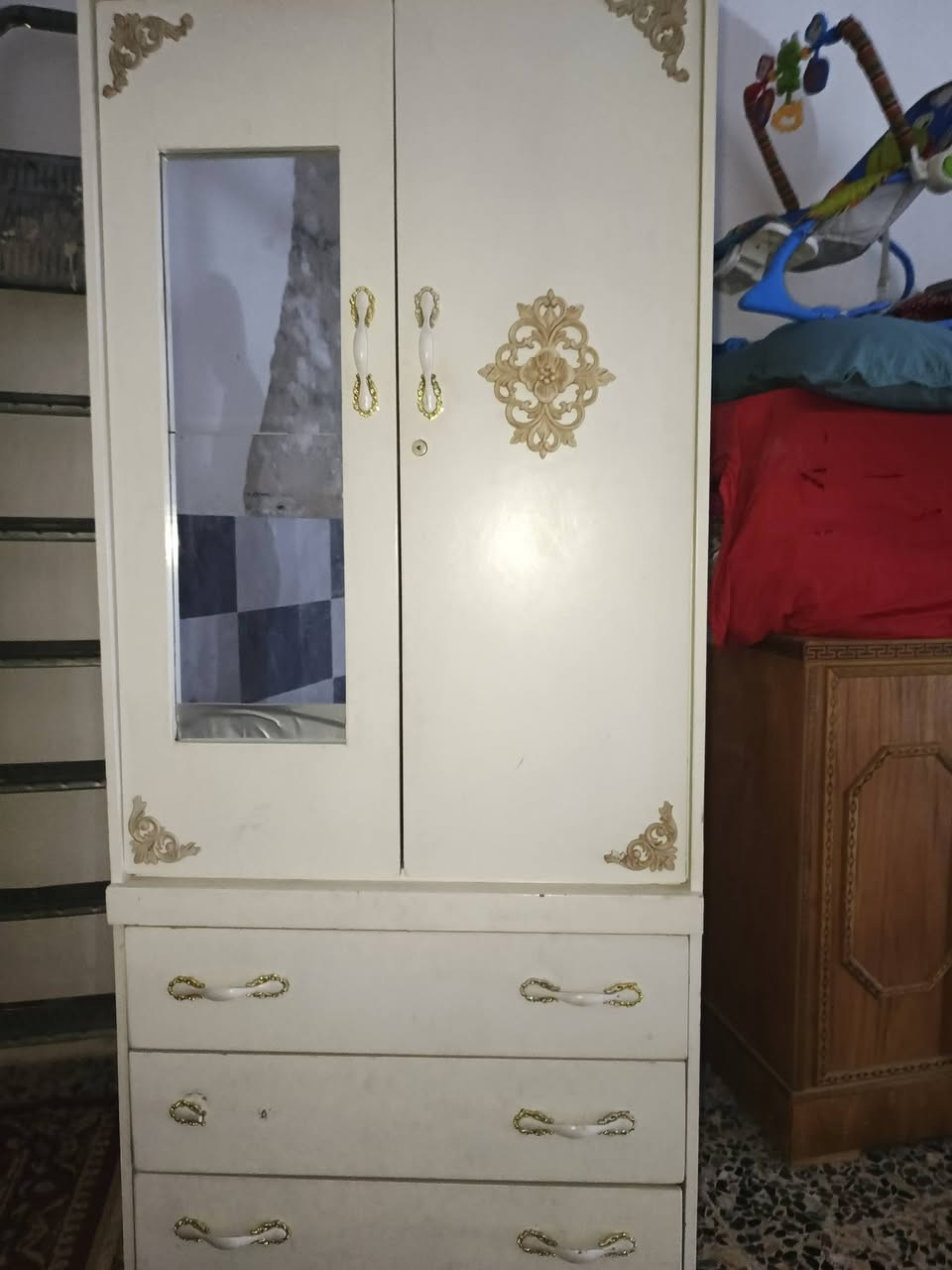 كنتور للبيع سعر 50 موجود بغداد حسينية ***********
