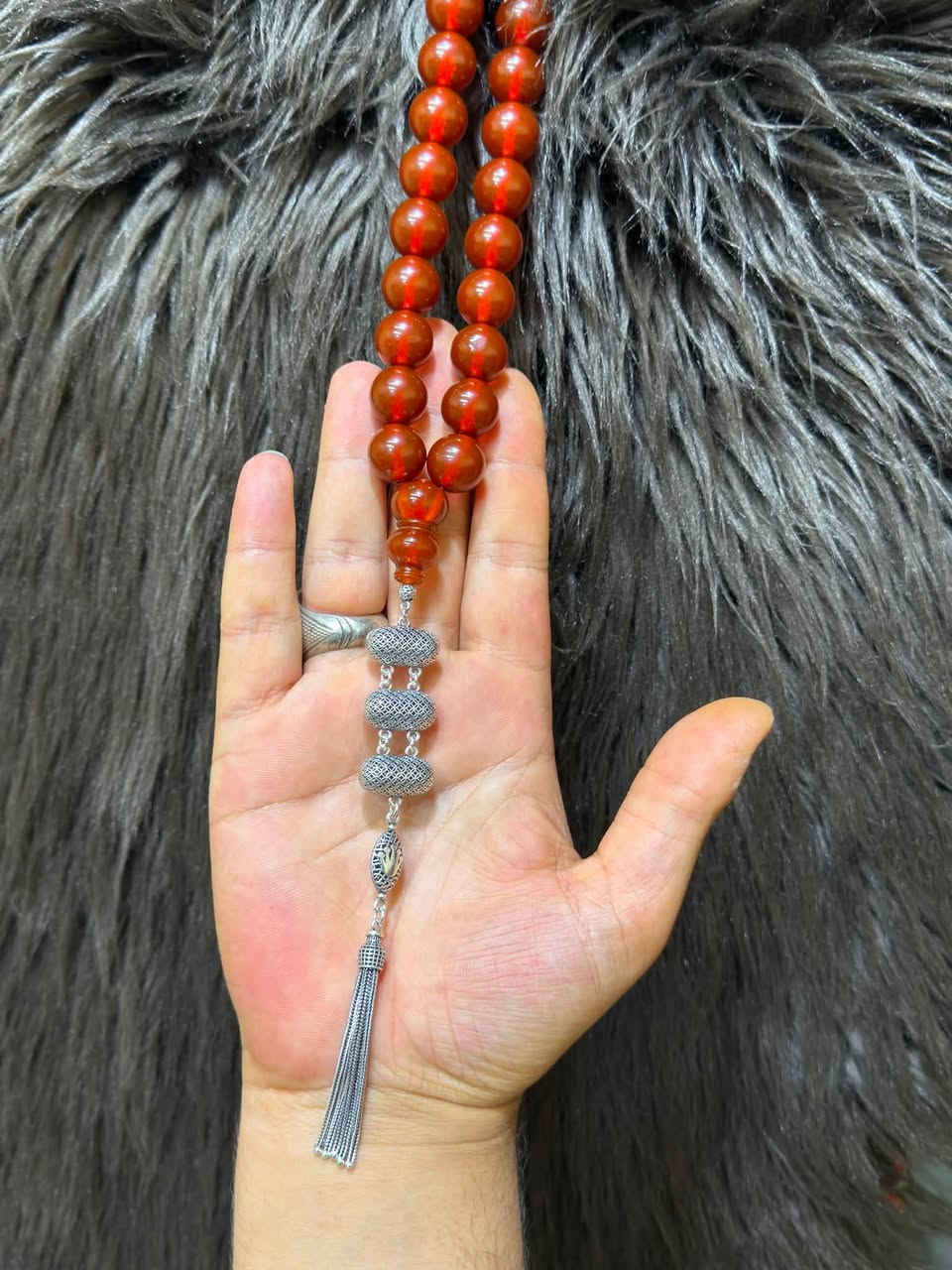 بكلايت قديم عقود لون مميز 😍📿✨
حجم راهي ‫16‏×15‬ ملي 33 حبة
‏كركوشة وفواصل فضة 925 عالي الجودة 
.
.تواجد تركيا عنتاب  الشحن متوفر 

.
.


**إذا كنت صاحب هذا الإعلان وتريد حذفه لأي سبب، رجاءا أرسل رسالة إلى الدعم الفني**