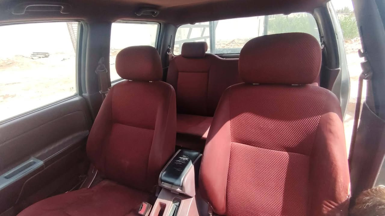 السلام عليكم سيارة كريت ويل موديل 13للبيع سيارة حلوة وجاهزة من كلشي مكينة كير حدادية اكسن تخم تايرسنوية صاقطة مكان ديوانية سعر 55وبيهامجال للشراي الرقم ***********للاتصال على هذا الرقم
