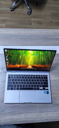 جالكسي بوك برو ٢ • شاشة ١٣ اموليد ٣٦٠ • رام ١٦ اس اس دي ٥٠٠