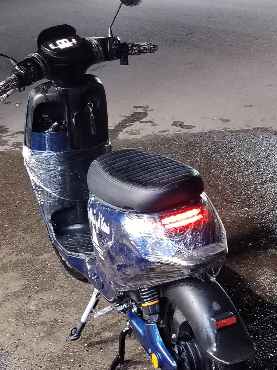 للبيع
6,باتريات 
دبل بصمه 
دبل اسويج 
السعر 350 اذا مو شاري لا طب.خاص


**إذا كنت صاحب هذا الإعلان وتريد حذفه لأي سبب، رجاءا أرسل رسالة إلى الدعم الفني**